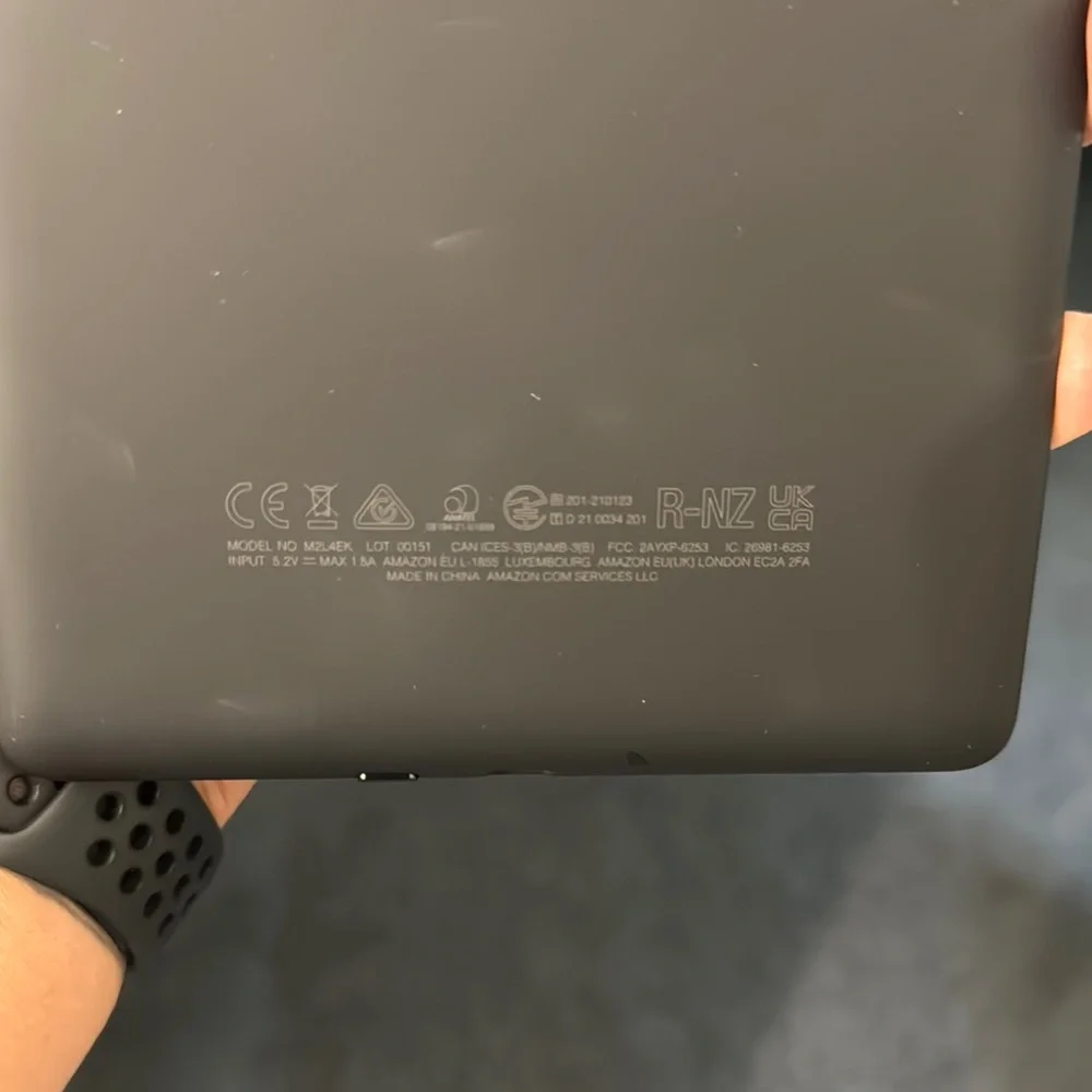 Amazon Kindle eReader - Sleek Black Design